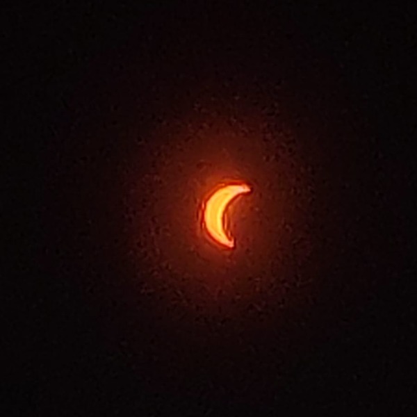 La phase partielle de l’éclipse, quelques minutes avant la totalité